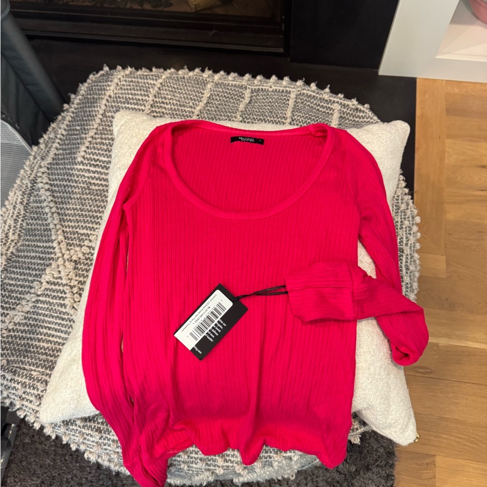 NWT Michael Lauren long sleeve scoop neck top size M/L.